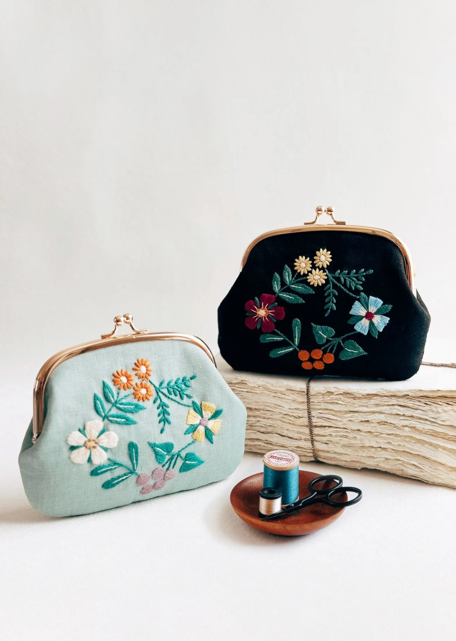 【新品タグ付き】caramel A VINTAGE FLORAL ZW4754 | Vintage Floral Purse — Zakka Workshop Retail